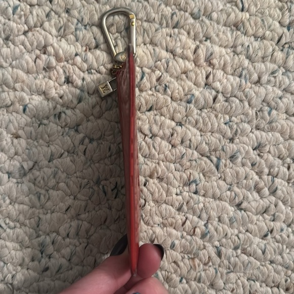 Louis Vuitton Vernis Monogram Keyring Pouch - Picture 4 of 9